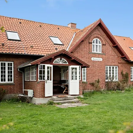 5 Bedroom Lovely In Bovlingbjerg